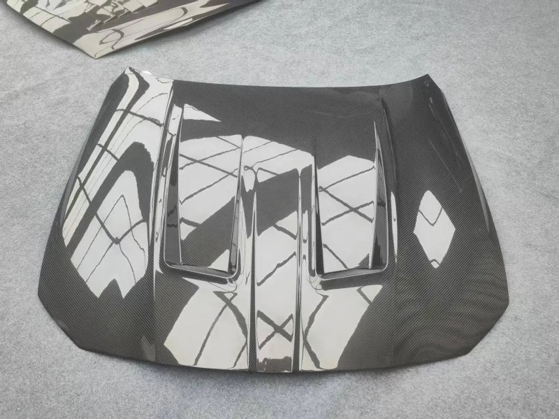 High Quality Dry Carbon Fiber  N Style Dry Carbon Fiber Hood Cover for M3 G80 M4 G82 G83 Engine Bonnet Bodykit